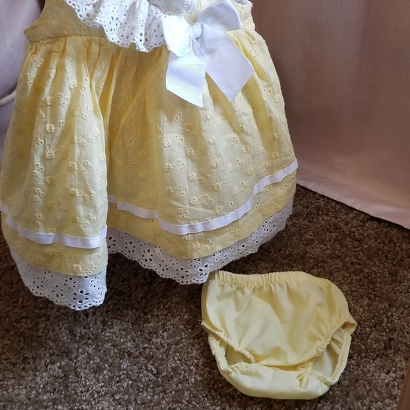 Bonnie Baby Girls Yellow White Embroidered Eyelet Party Dress With Bloomers - Picture 2 of 6